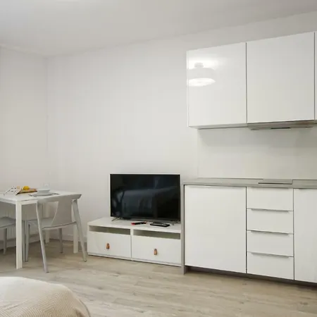 Apartament Apple